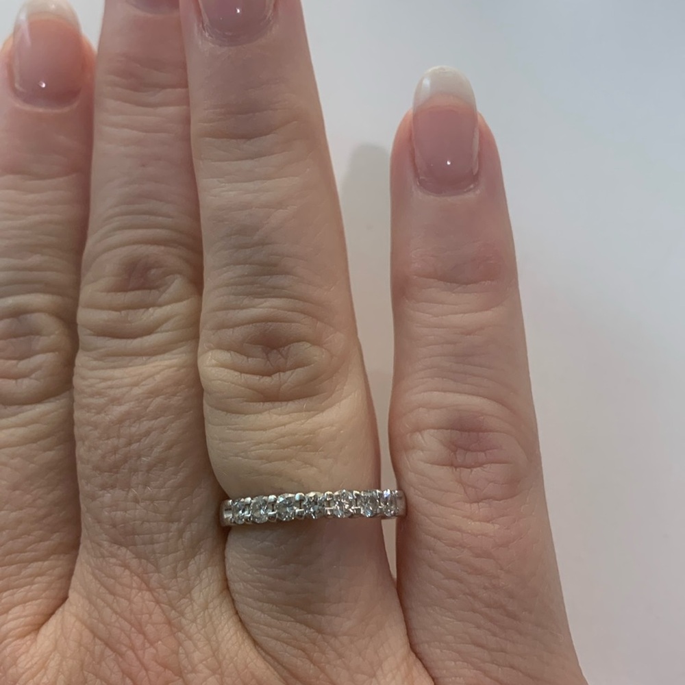 Authentic White gold 0.5 half carot diamond ring size 7